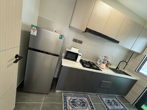 Mikrowelle, Geschirrspüler