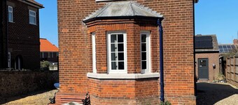 Old coastguard's station, cosy, romantic, cute ,victorian house.EV,Parking,Pet.