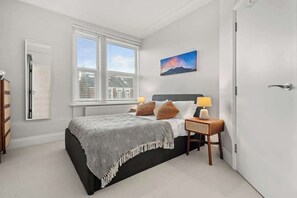 1 bedroom, iron/ironing board, travel cot, WiFi