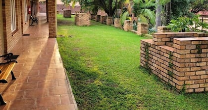 Mumo Lodge