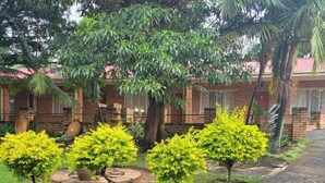 Property grounds - Mumo Lodge (eManzana)