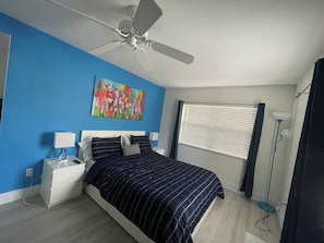 5 bedrooms, iron/ironing board, free WiFi, bed sheets