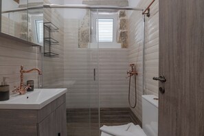 Casa familiar, balcón, vista al mar | Ba ño