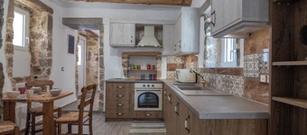 Sellia Stone House - your summer retreat