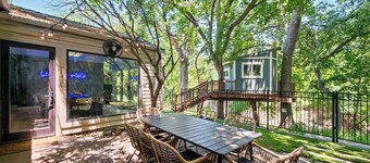 One-of-a-Kind Mansion with Treehouse Suite *Location*