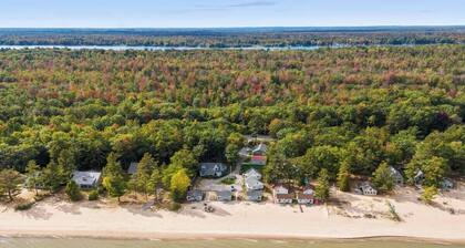 Cottages 6-7-9 - 8BR Lakefront stay for 16