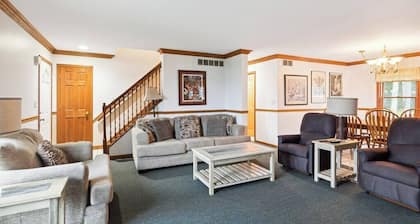 Cottages 6-7-9 - 8BR Lakefront stay for 16