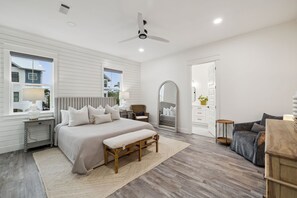 5 Schlafzimmer, Bügeleisen/Bügelbrett, WLAN, Bettwäsche