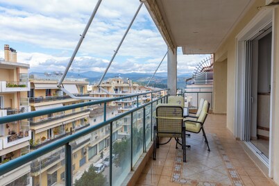 Spartan 5th floor Apartment
