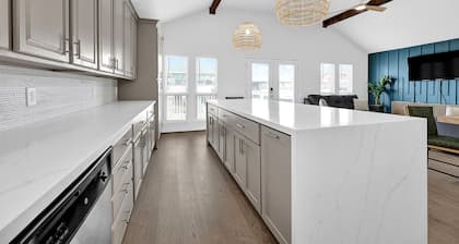 Isle Be Back | Canal-Front Home w/ Private Dock