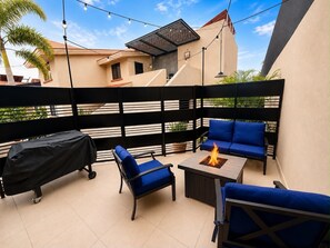 Maison, 1 chambre, fumeurs, balcon | Balcon