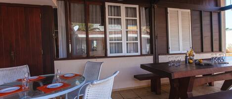 Villa | Restauration en plein air