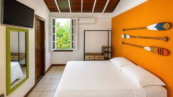Villa | 6 bedrooms, blackout curtains, iron/ironing board, free WiFi