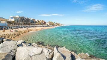 Apartemen, 3 kamar tidur, balkon, pemandangan kota | Pantai