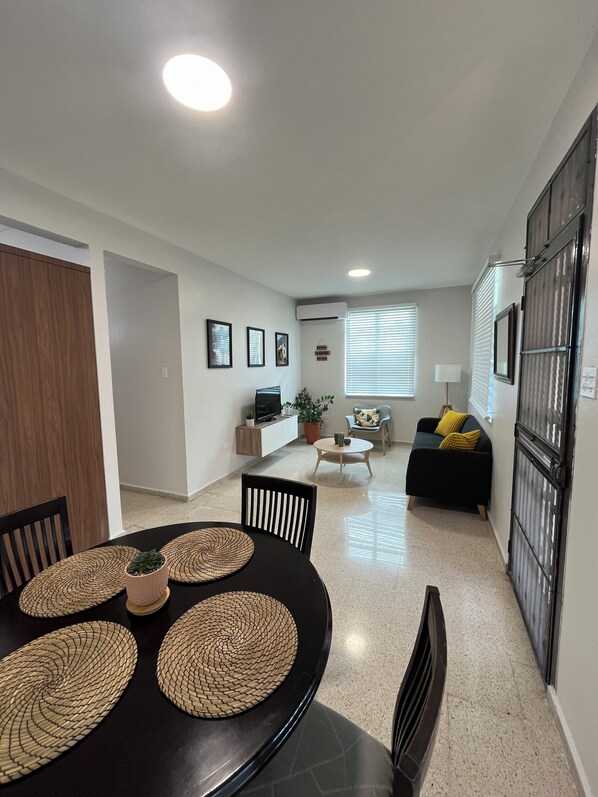 Comfort huis, 3 slaapkamers, keuken | Dineren op de kamer