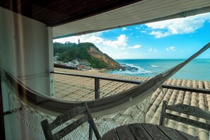 Habitació doble o amb dos llits individuals superior, pati, vistes a la platja