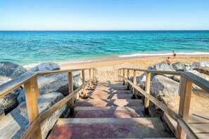 Leilighet, 3 soverom, balkong, hageutsikt | Strand