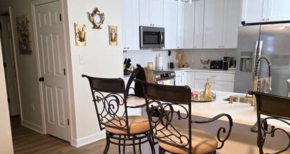 Marvelous 3-bedroom house with AC in charming Georgetown