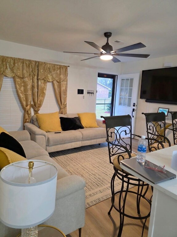 Marvelous 3-bedroom House With Ac In Charming Georgetown - Georgetown, SC