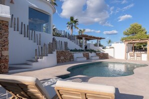 Pool - Casa Bonita: Ibizan-style villa (Teulada)