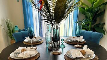 House, 3 Bedrooms, Smoking, Patio | Dining room