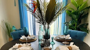 House, 3 Bedrooms, Smoking, Patio | Dining room