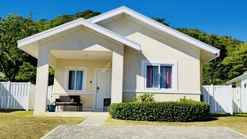 House, 3 Bedrooms, Smoking, Patio | Exterior