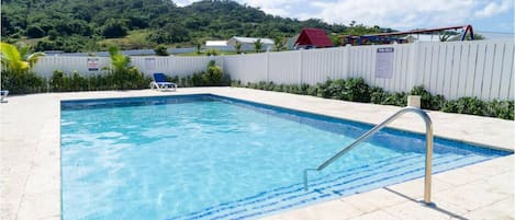 House, 3 Bedrooms, Smoking, Patio | Pool