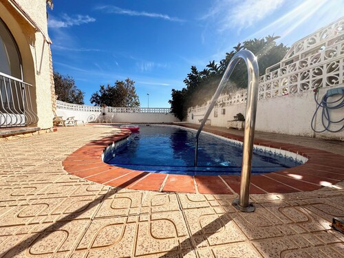 Villa Paola. 2-10 pers. 2 bathrooms, private pool, 212sqm