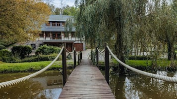 Enceinte de lâhĂ©bergement