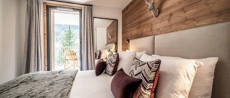 3 bedrooms, iron/ironing board, Internet, bed sheets