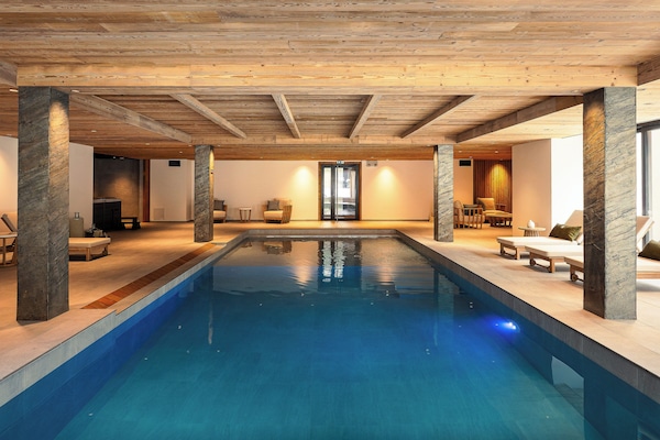 Piscine couverte