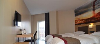 Shankee Hotel (Zibo Badaju RT-Mart)