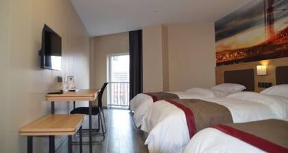 Shankee Hotel (Zibo Badaju RT-Mart)