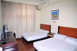 Unclassified image, 4 of 19, button - Shankee Hotel (Zibo Badaju RT-Mart) (Zibo)