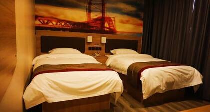 Shankee Hotel (Zibo Zhangdian District Pedestrian Street Darunfa)