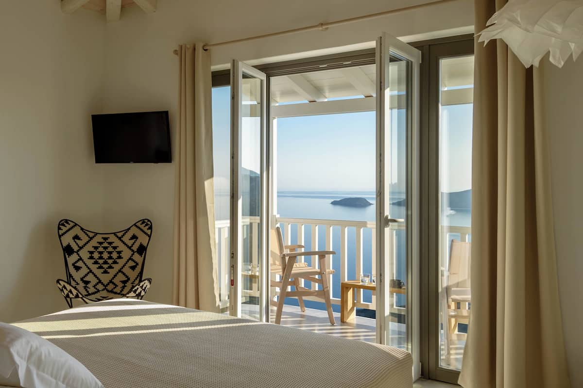 Superior Double Room, Sea View | Peti besi dalam bilik, kalis bunyi, Wi-fi percuma, cadar katil