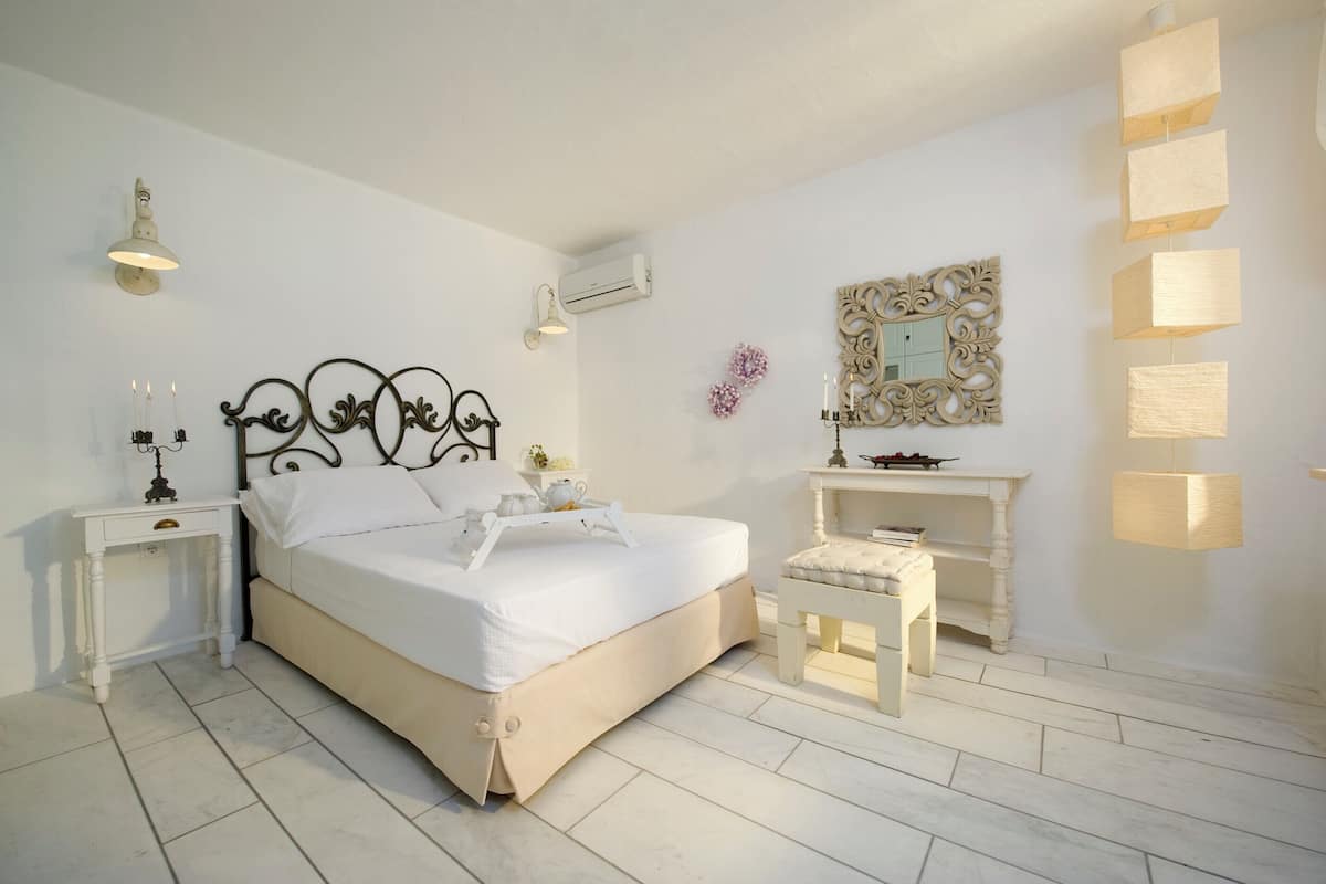 Superior Apartment, Sea View | Peti besi dalam bilik, kalis bunyi, Wi-fi percuma, cadar katil