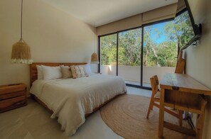 3 slaapkamers, een strijkplank/strijkijzer, wifi, beddengoed