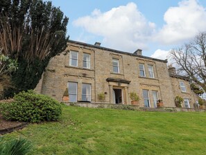 Exterior - Hazel Brow House (Richmond)