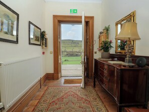 Interior - Hazel Brow House (Richmond)