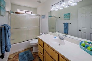 Ferienhaus, Mehrere Betten, Poolzugang, Poolblick (Havasu Sunset Hideaway) | Badezimmer