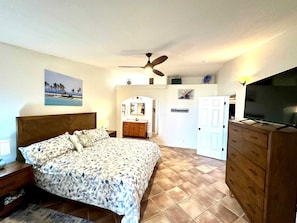 House, Multiple Beds, Pool Access, Pool View (Havasu Sunset Hideaway) | 4 bedrooms, free WiFi