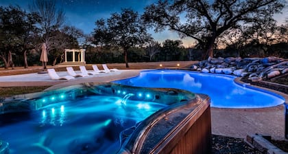 Serenita Estate: 10 Acres | Pool | Large Events