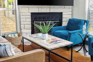 Smart TV, books