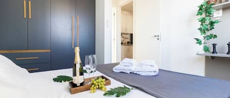 Leilighet | 1 soverom, blendingsgardiner og wi-fi (inkludert)