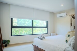 Superior Apartment | 1 bedroom, premium bedding, pillowtop beds, in-room safe