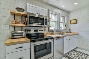 Signatur-hus - 2 soveværelser - ikke-ryger - køkken | Privat køkken | Køleskab, mikrobølgeovn, ovn, kogeplade