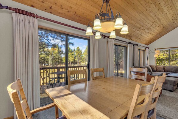 تناول الطعام