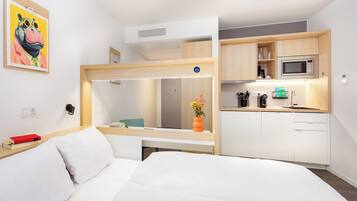 Studio | Desk, free WiFi, bed sheets